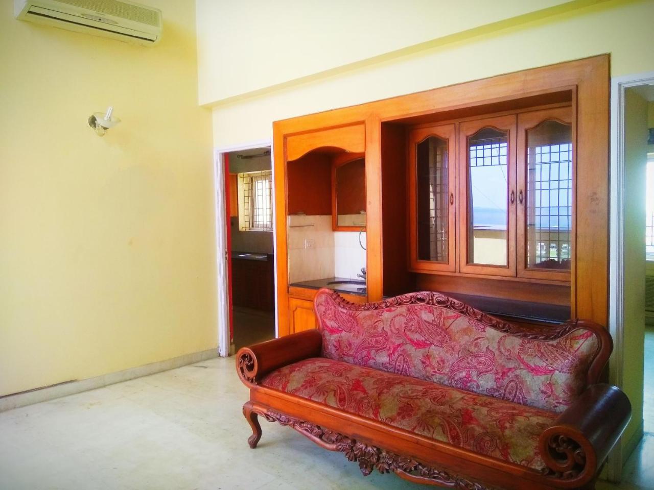 Beach Penthouse, Chennai Bed & Breakfast Exterior photo