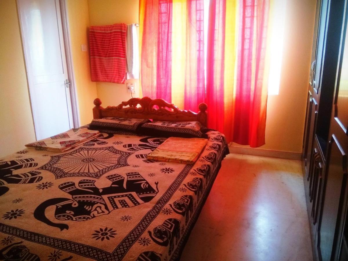 Beach Penthouse, Chennai Bed & Breakfast Exterior photo